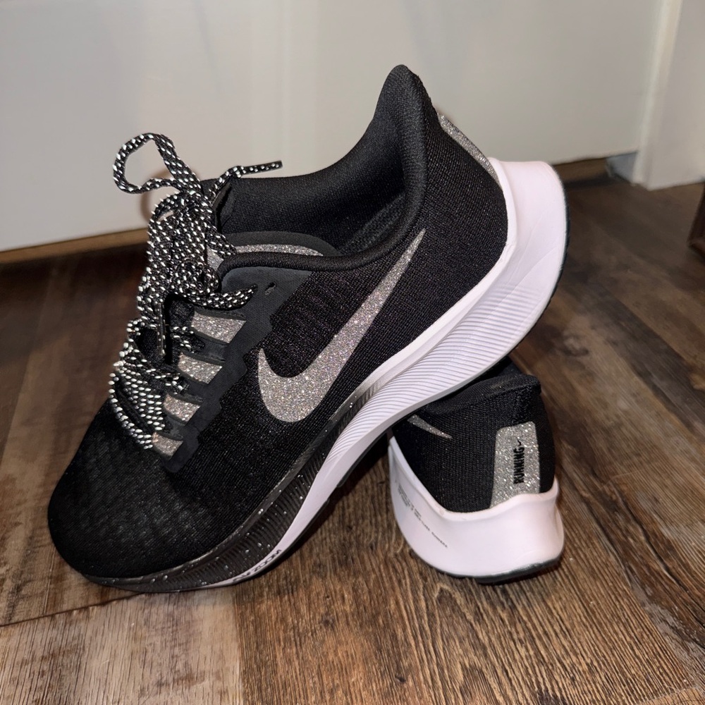 Nike Black and Silver Sparkle Athletic Running Sneakers